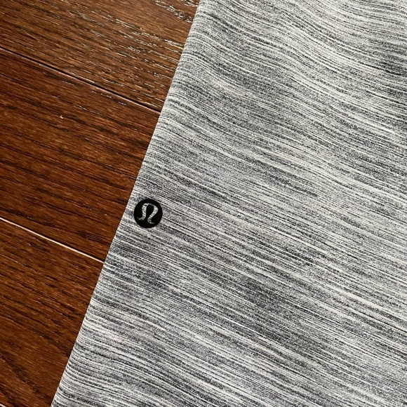 Lululemon Athletica Gray Women's Pants - Picture 7 of 8